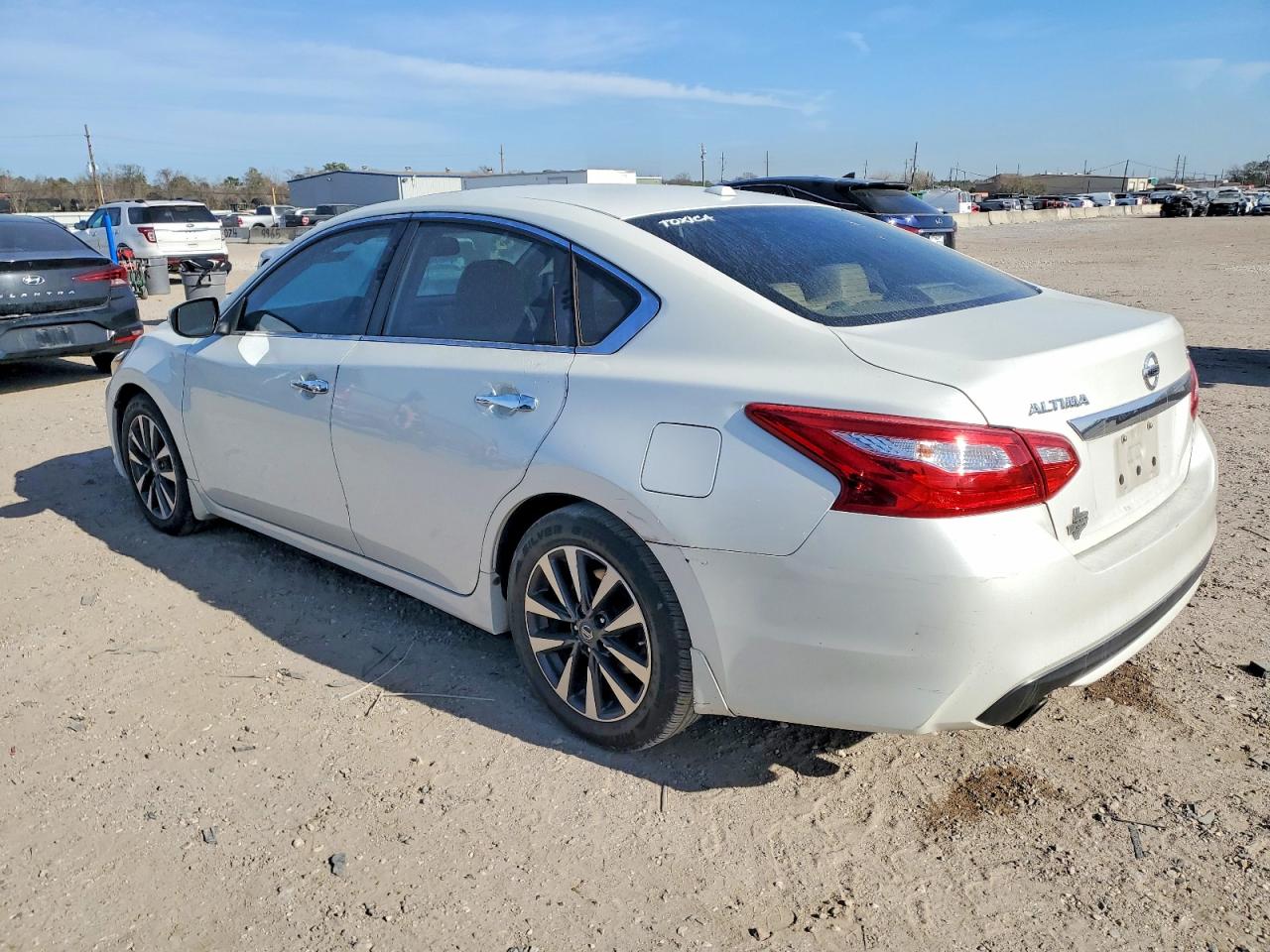 2017 NISSAN ALTIMA 2.5 photo 2