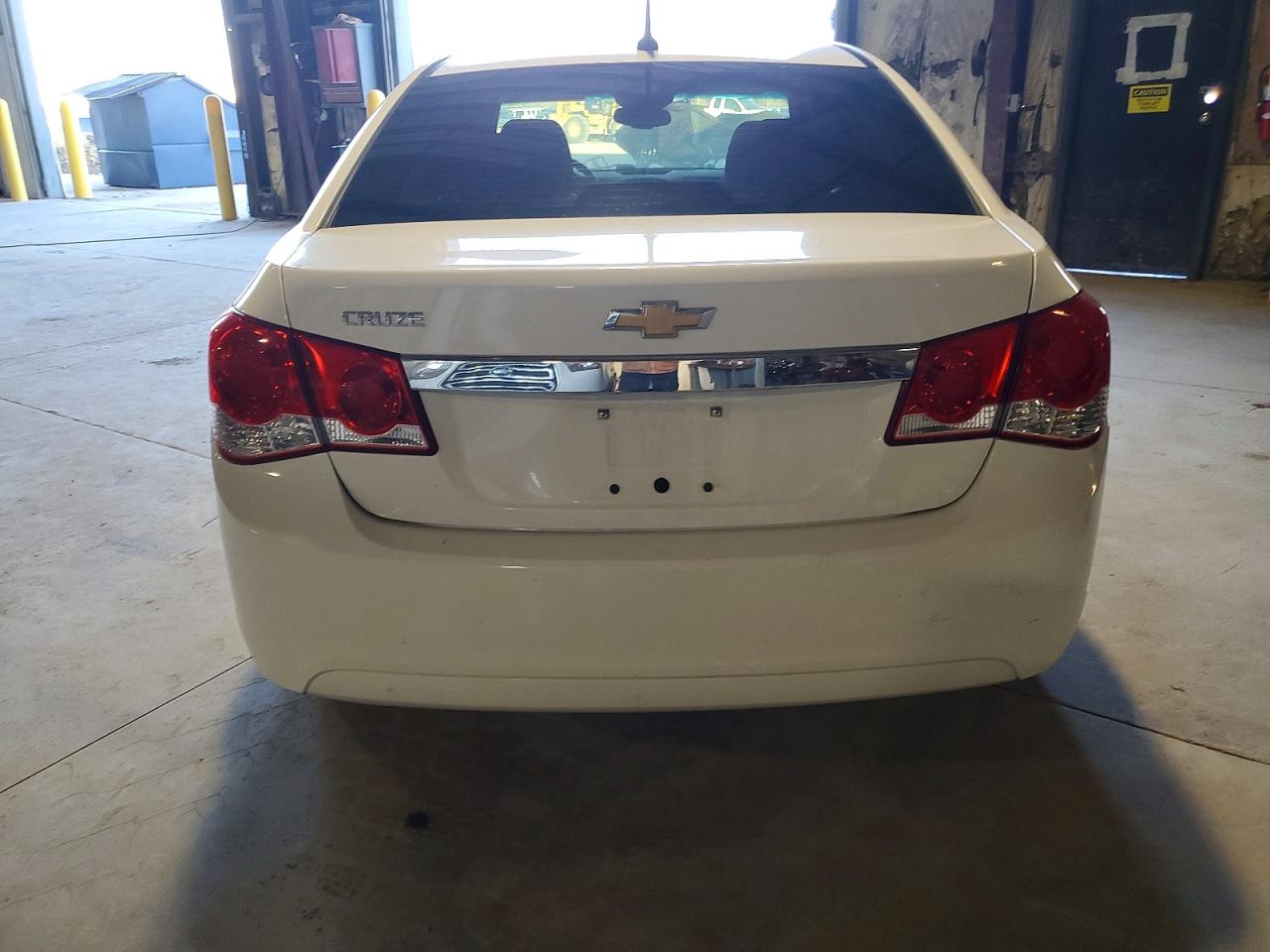 2014 CHEVROLET CRUZE LS photo 11