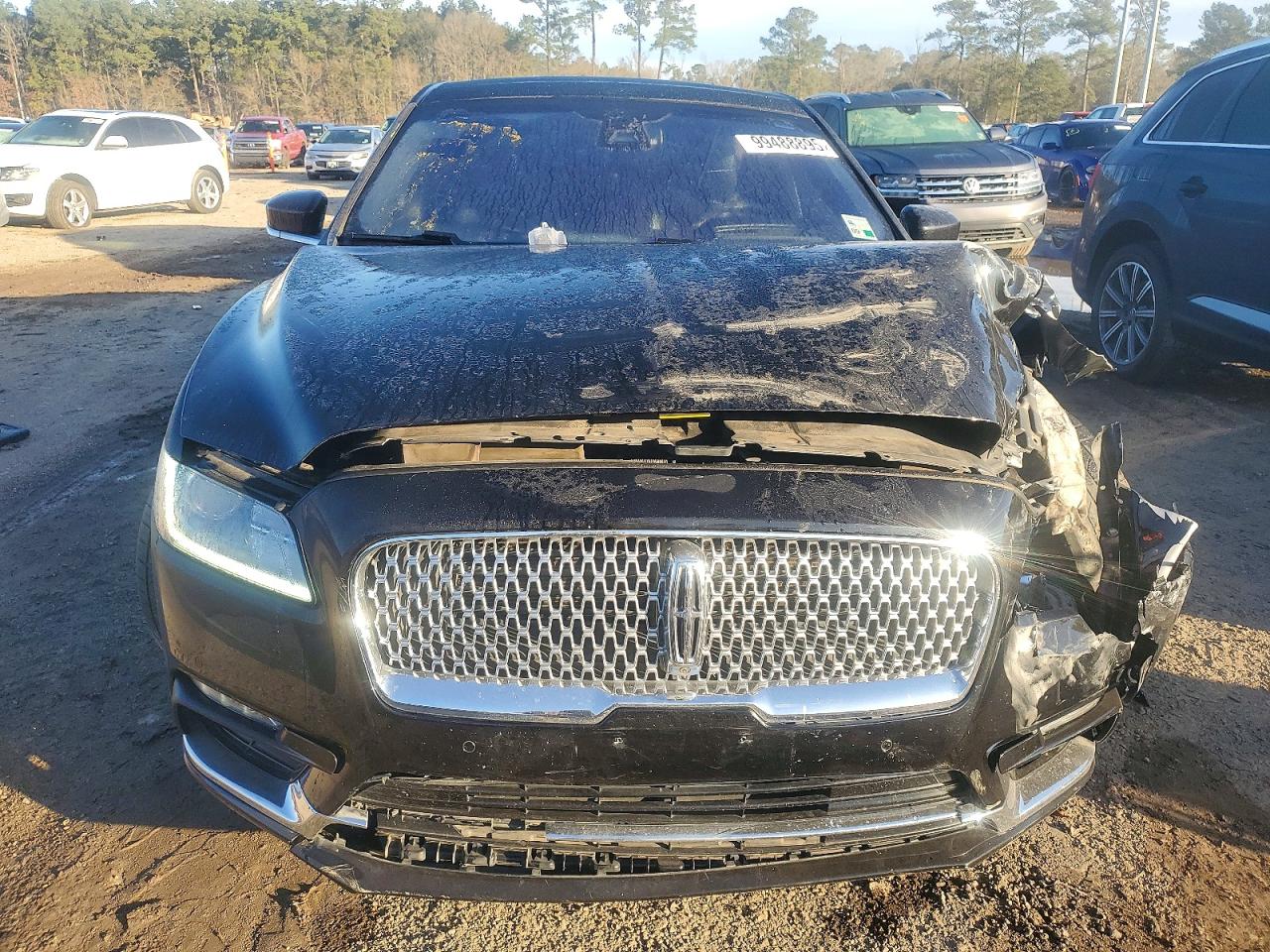 2019 LINCOLN CONTINENTAL RESERVE photo 9
