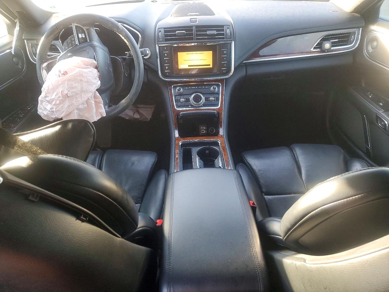 2019 LINCOLN CONTINENTAL RESERVE photo 15