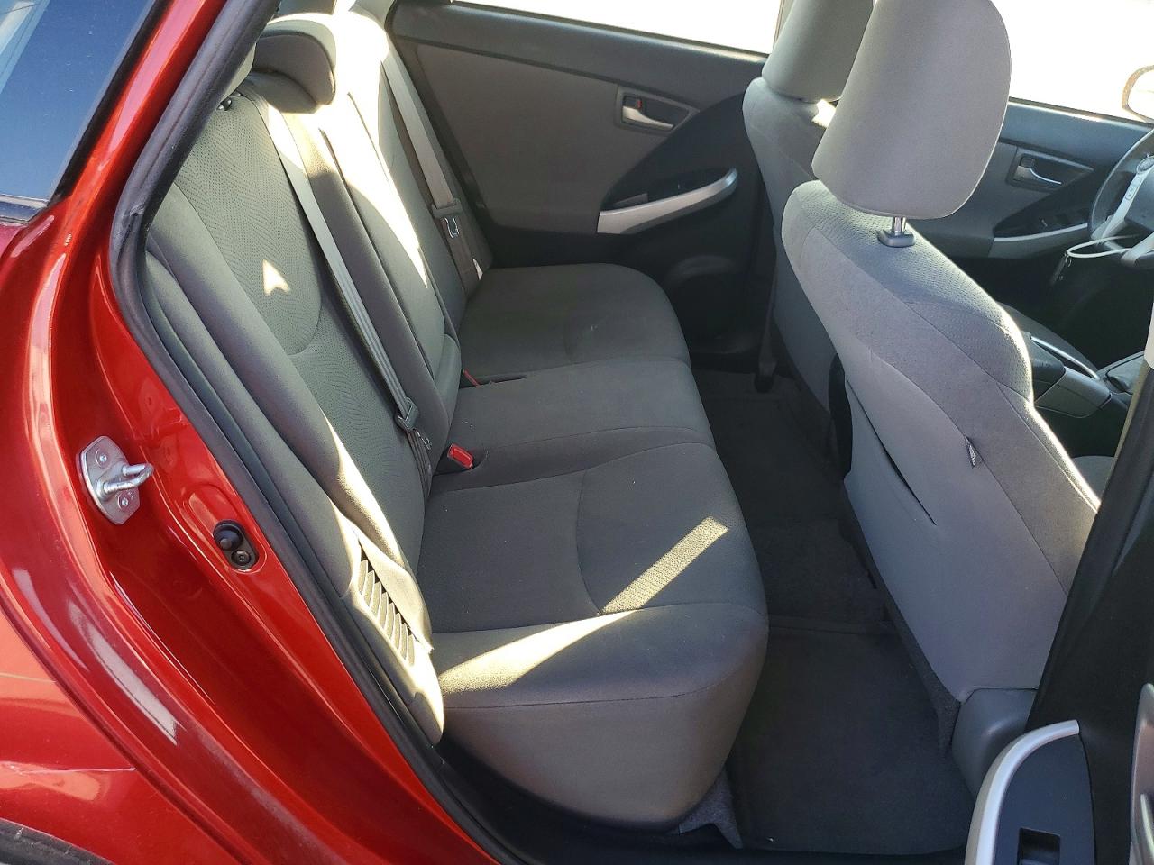 2014 TOYOTA PRIUS photo 10