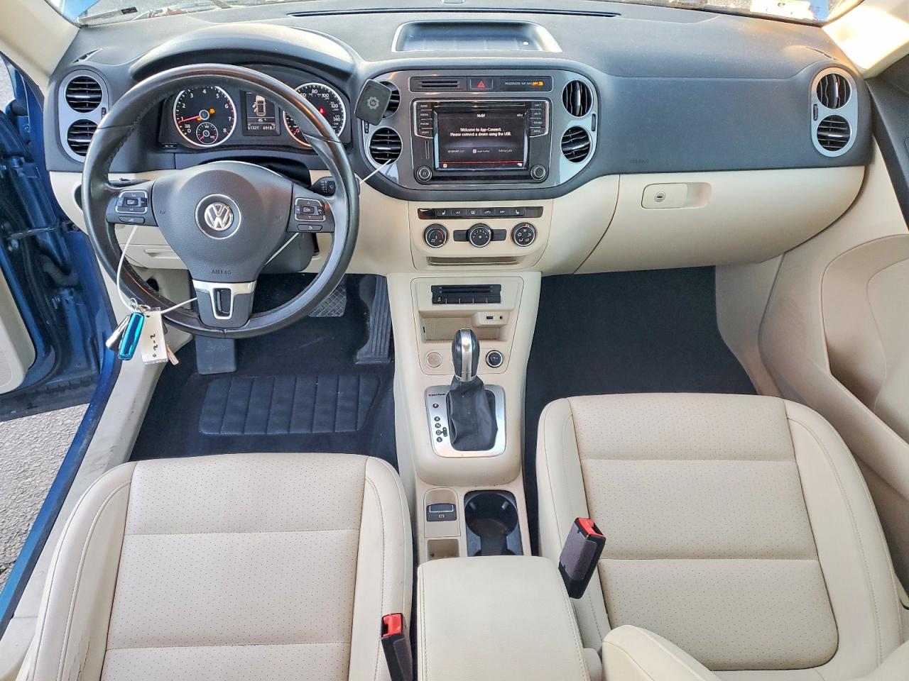 2017 VOLKSWAGEN TIGUAN S photo 8