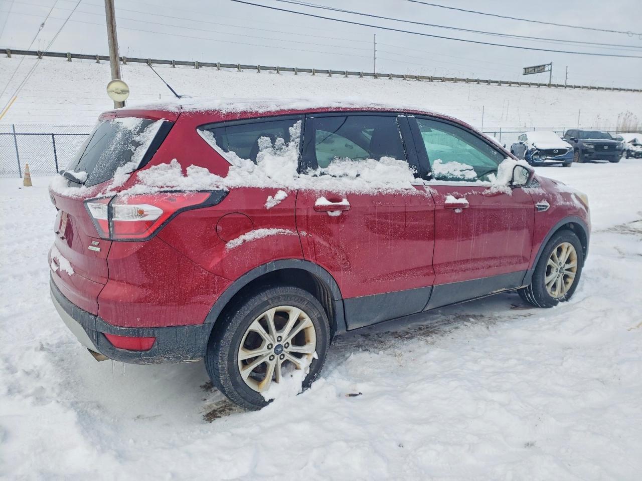 2017 FORD ESCAPE SE photo 3