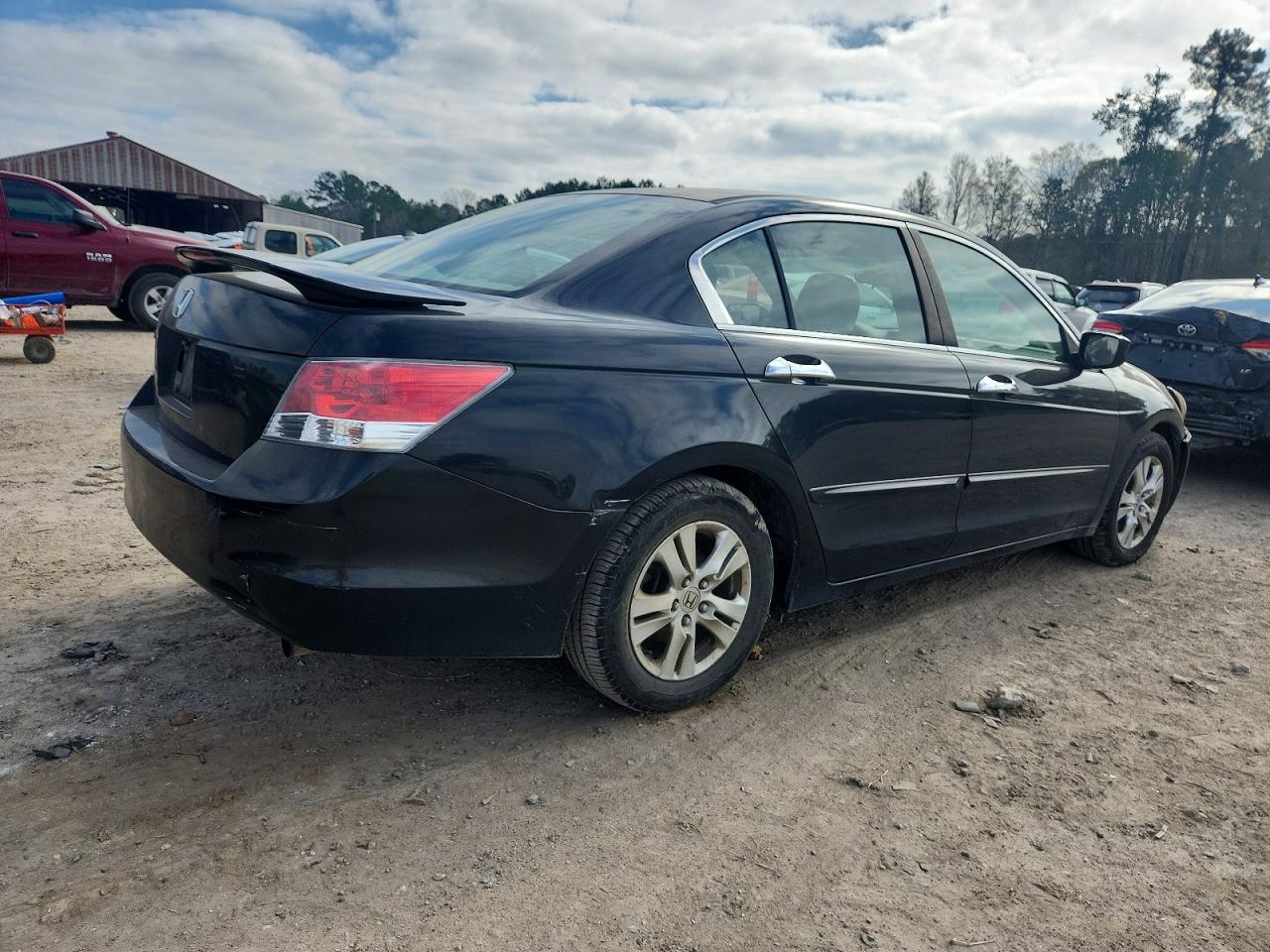 2009 HONDA ACCORD LXP photo 3