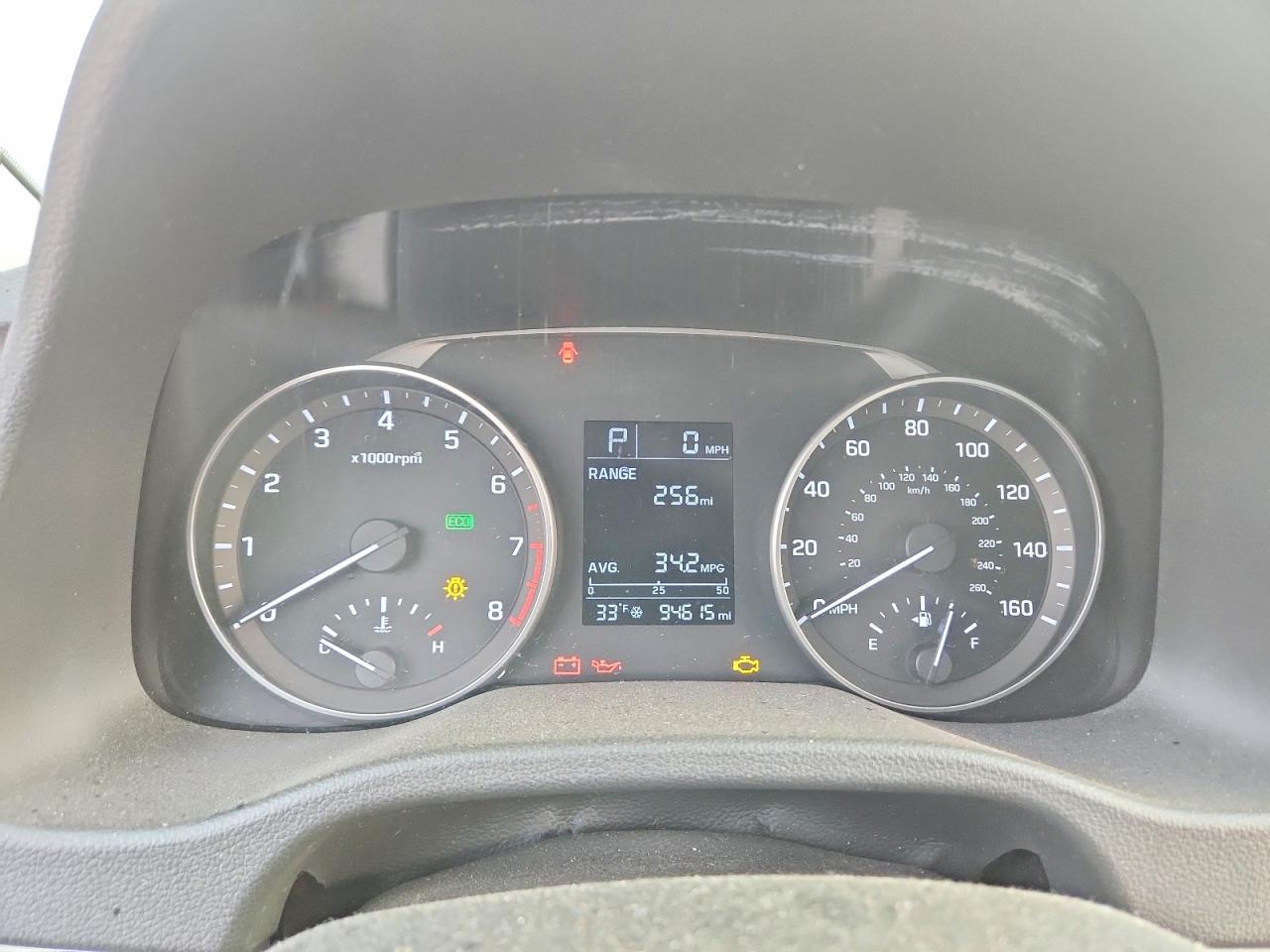 2017 HYUNDAI ELANTRA SE photo 9