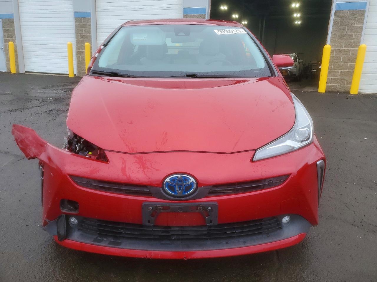 2019 TOYOTA PRIUS photo 4