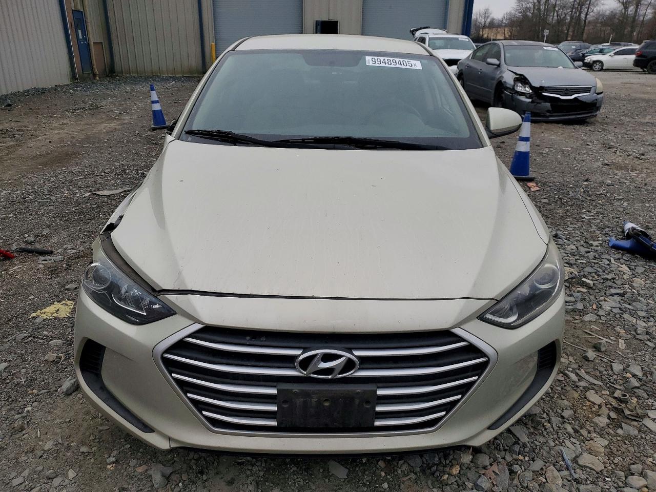 2017 HYUNDAI ELANTRA SE photo 5