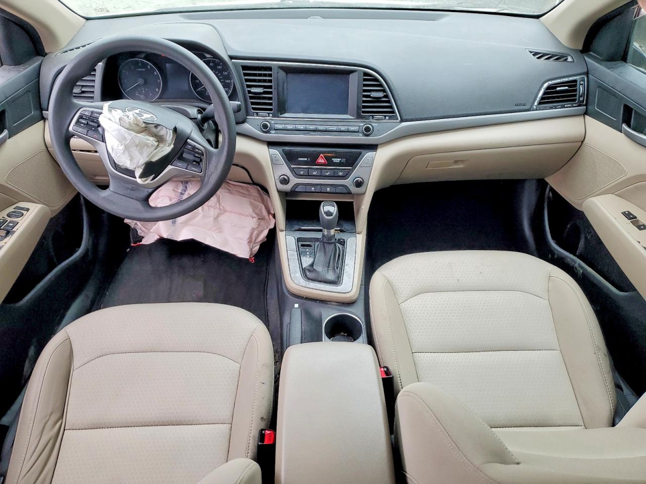 2017 HYUNDAI ELANTRA SE photo 8