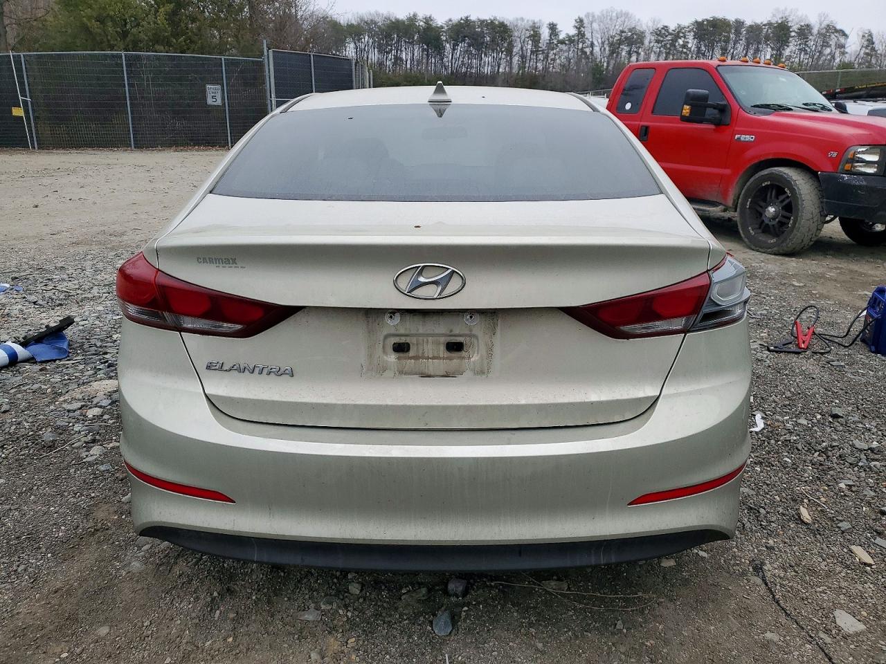 2017 HYUNDAI ELANTRA SE photo 6