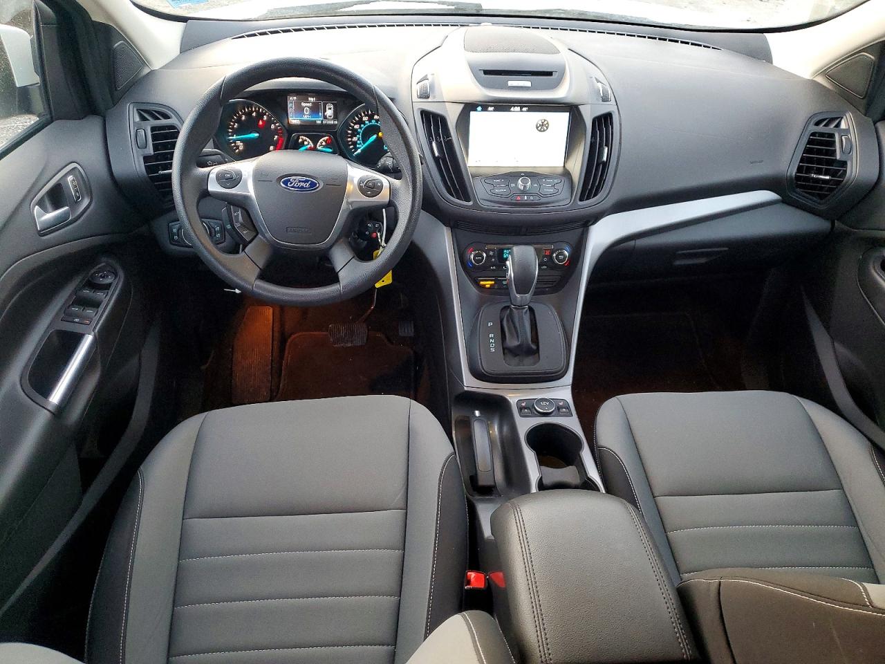 2016 FORD ESCAPE SE photo 8