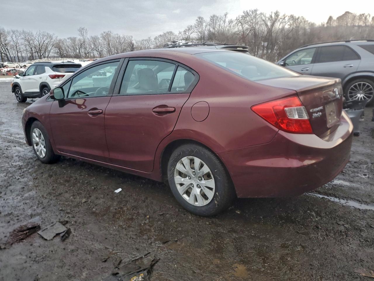 2012 HONDA CIVIC LX photo 2