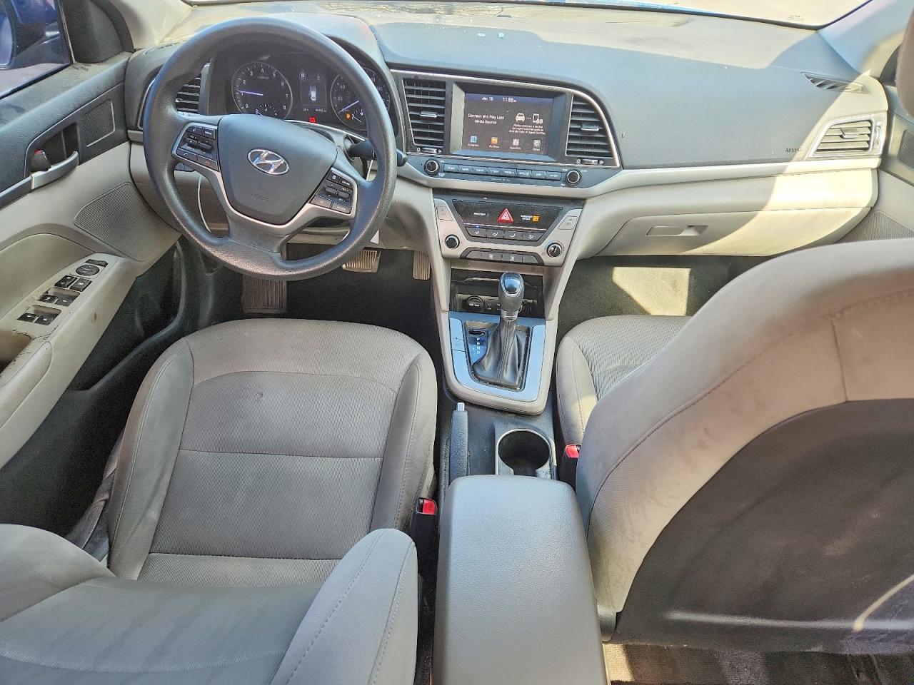 2018 HYUNDAI ELANTRA SEL photo 8