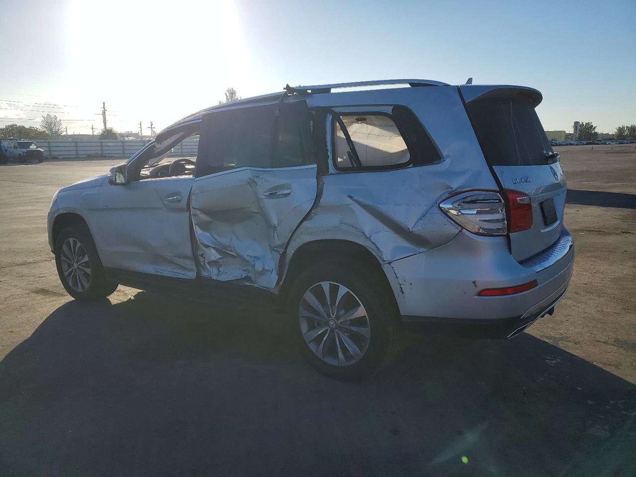 2015 MERCEDES-BENZ GL 450 4MATIC photo 3