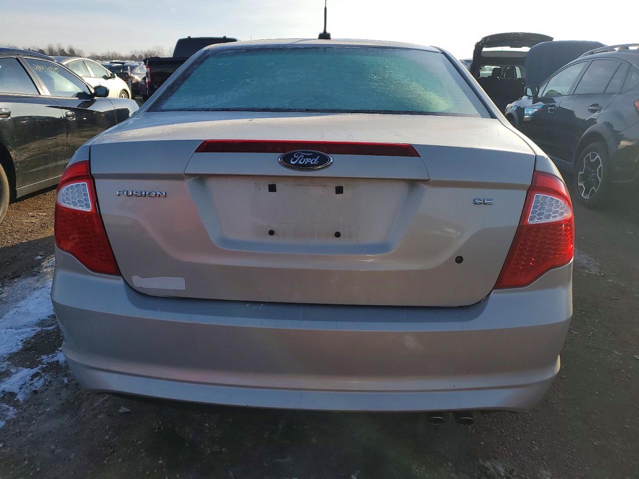 2010 FORD FUSION SE photo 6
