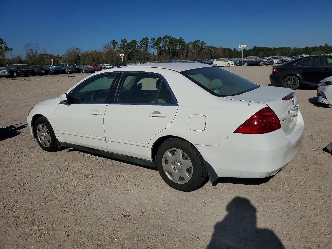 2007 HONDA ACCORD LX photo 2