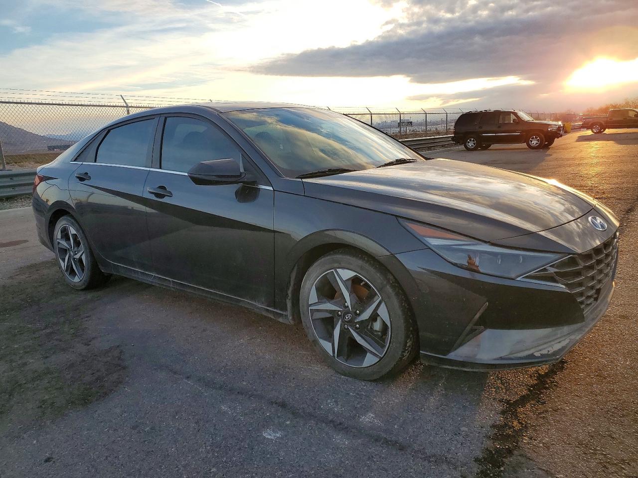 2021 HYUNDAI ELANTRA LIMITED photo 4