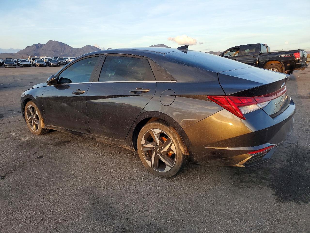 2021 HYUNDAI ELANTRA LIMITED photo 2
