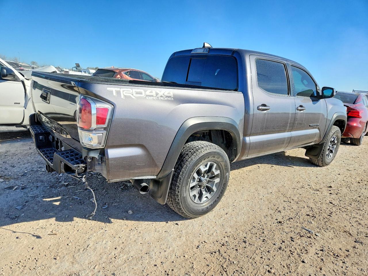 2021 TOYOTA TACOMA DOUBLE CAB photo 3