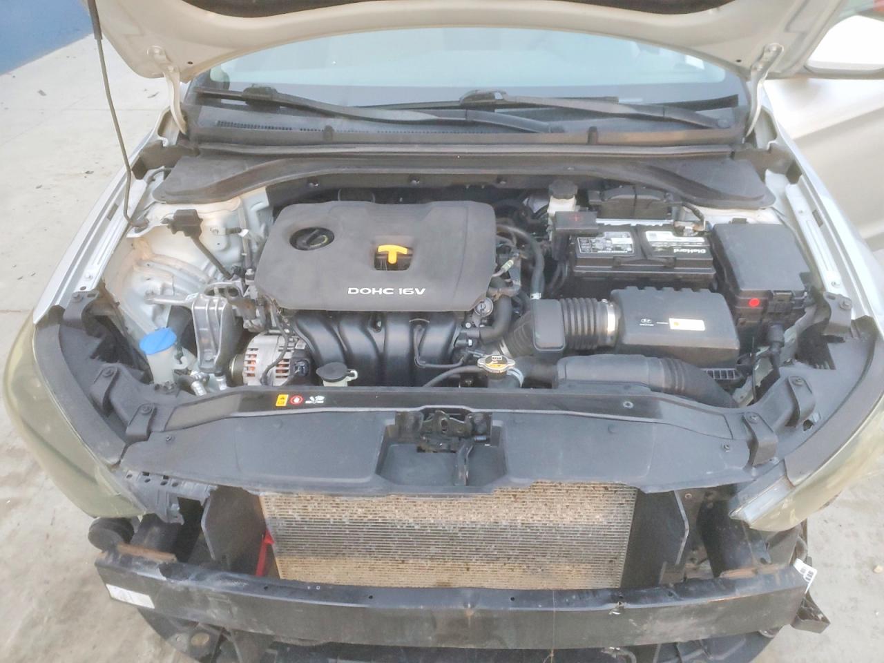 2018 HYUNDAI ELANTRA SEL photo 11