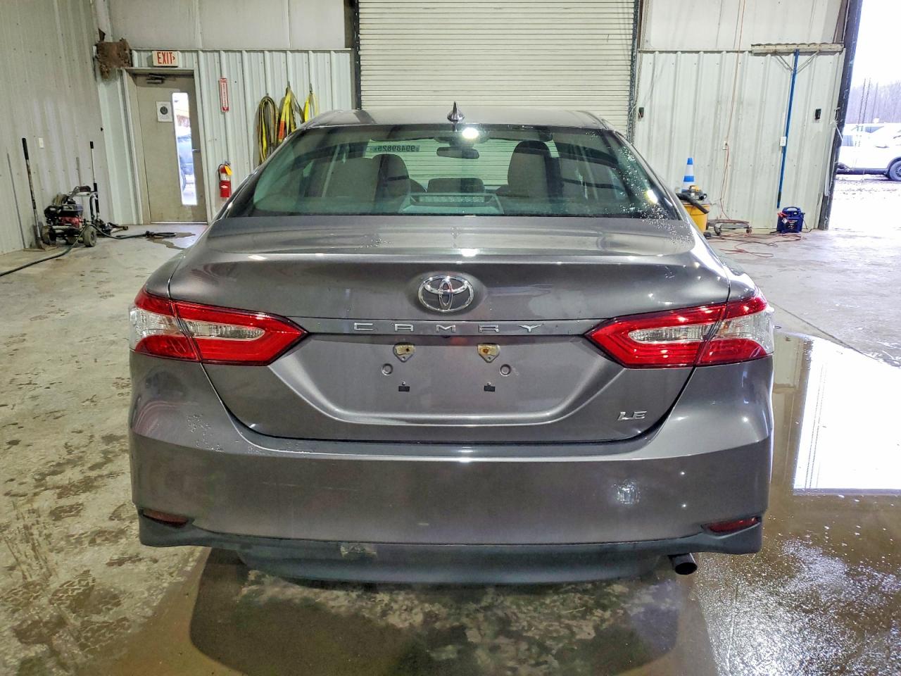 2019 TOYOTA CAMRY L photo 6