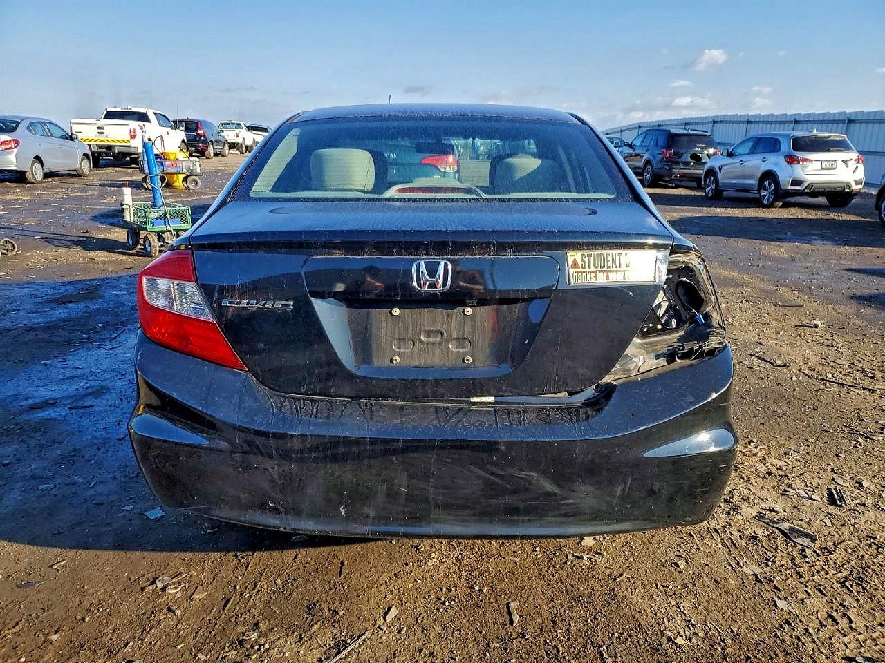 2012 HONDA CIVIC LX photo 6