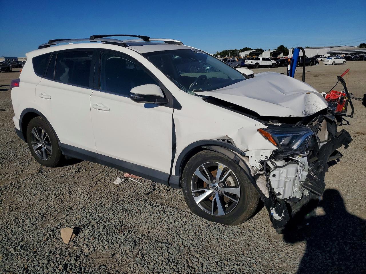 2018 TOYOTA RAV4 ADVENTURE photo 7