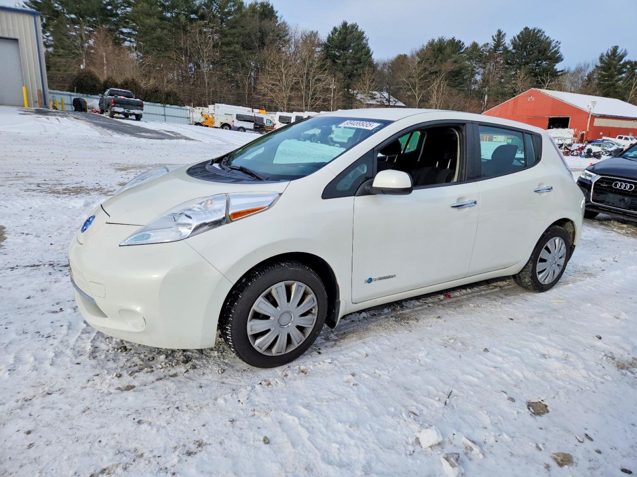 2015 NISSAN LEAF