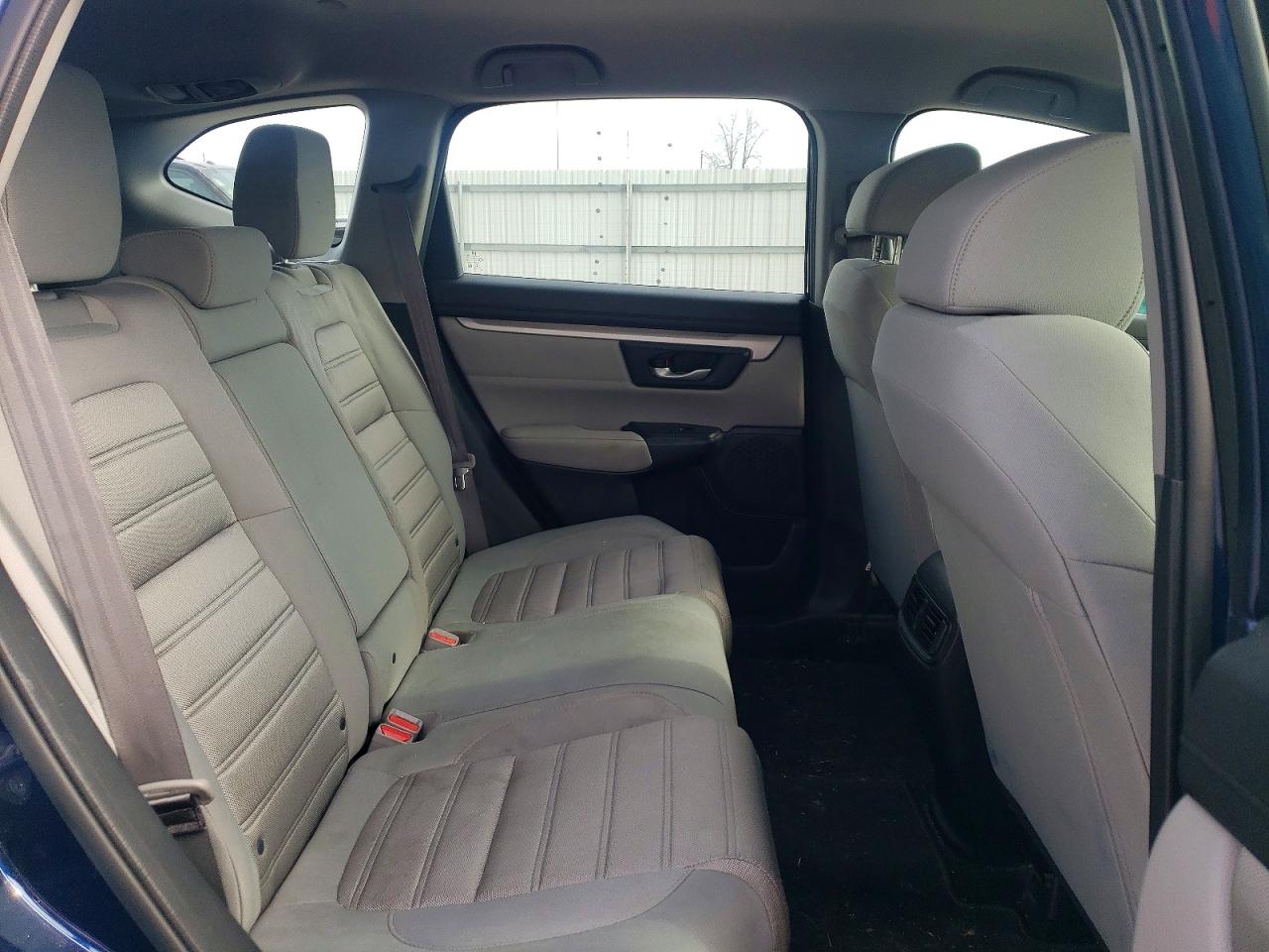 2018 HONDA CR-V LX photo 11