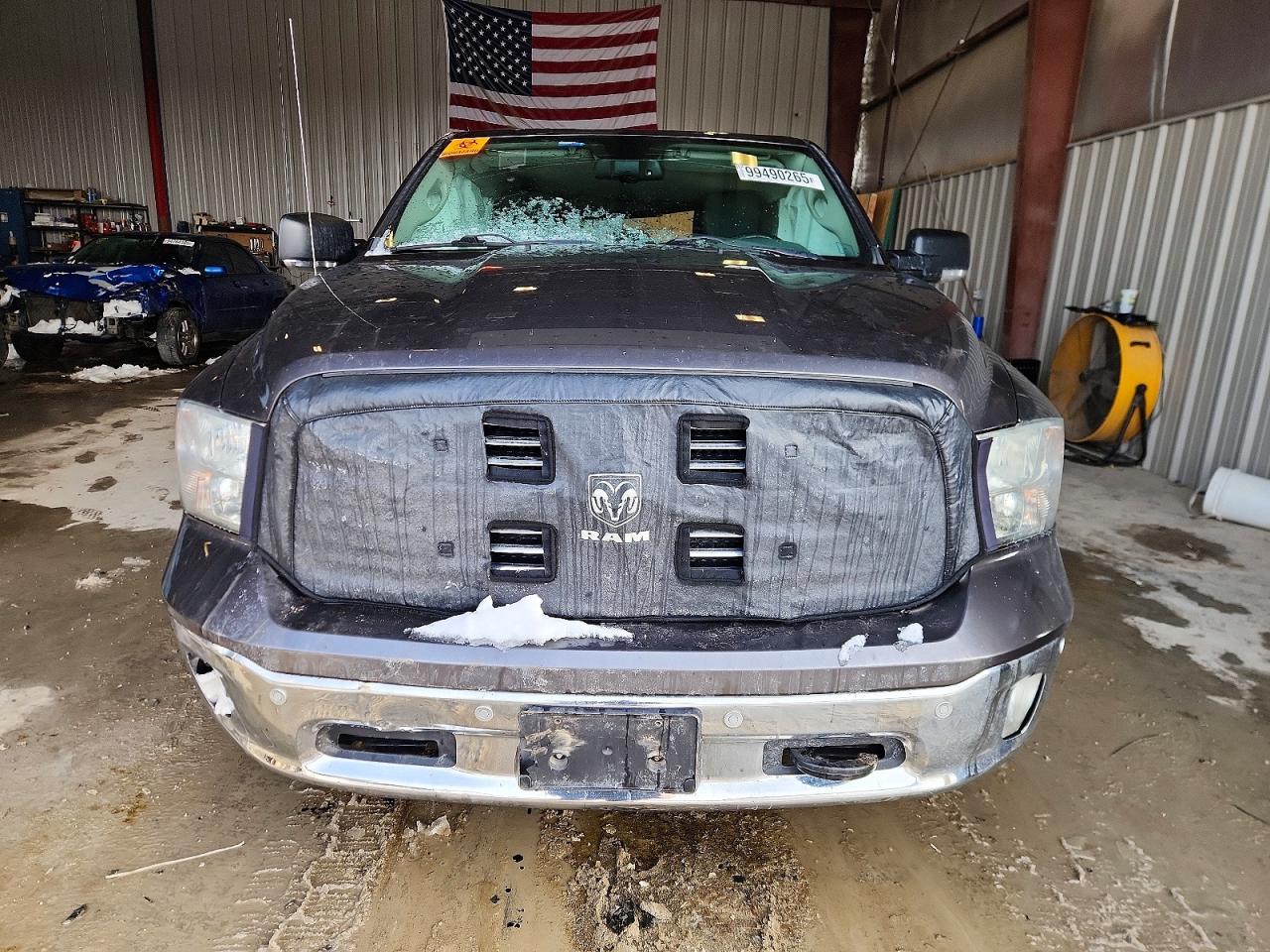 2014 RAM 1500 SLT photo 5