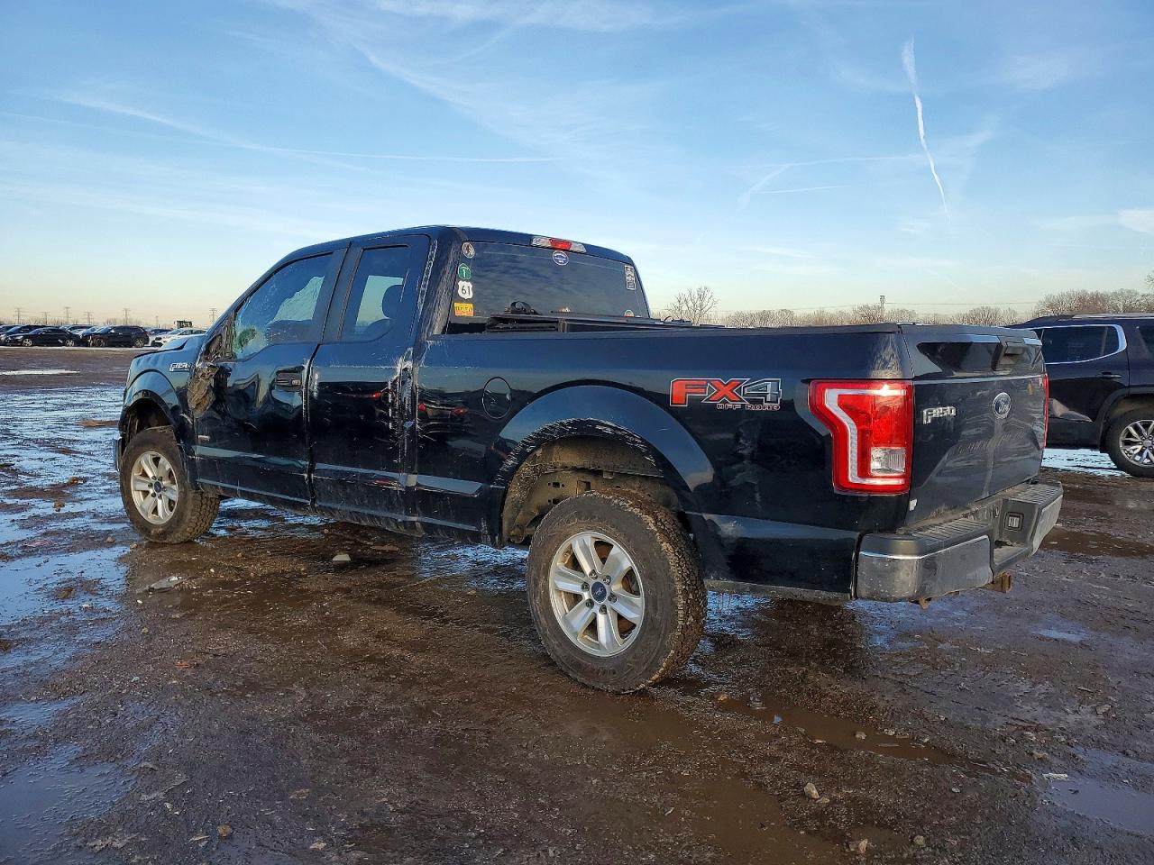 2016 FORD F150 SUPER CAB photo 2