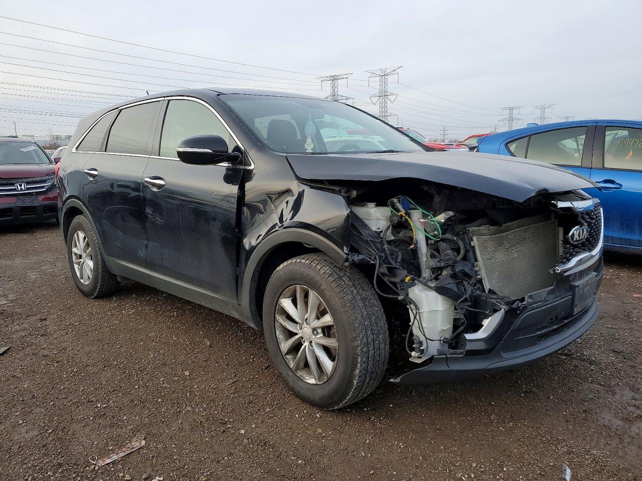 2017 KIA SORENTO LX photo 4