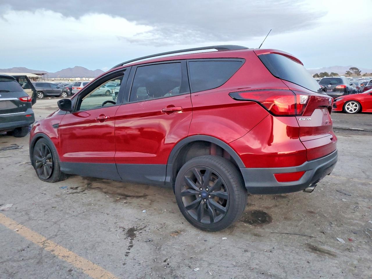 2019 FORD ESCAPE SE photo 3