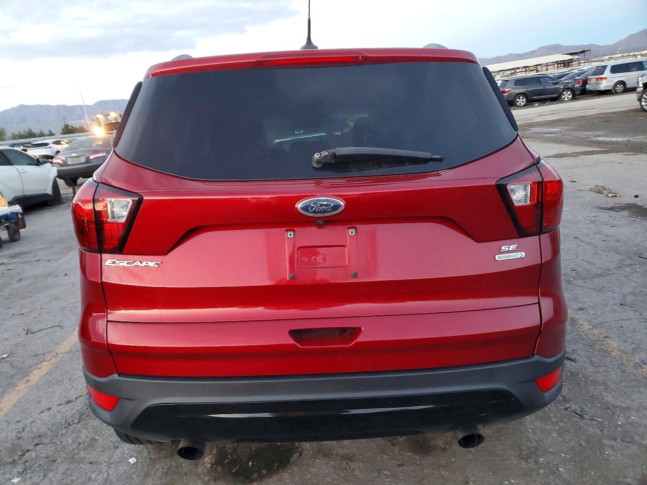 2019 FORD ESCAPE SE photo 11