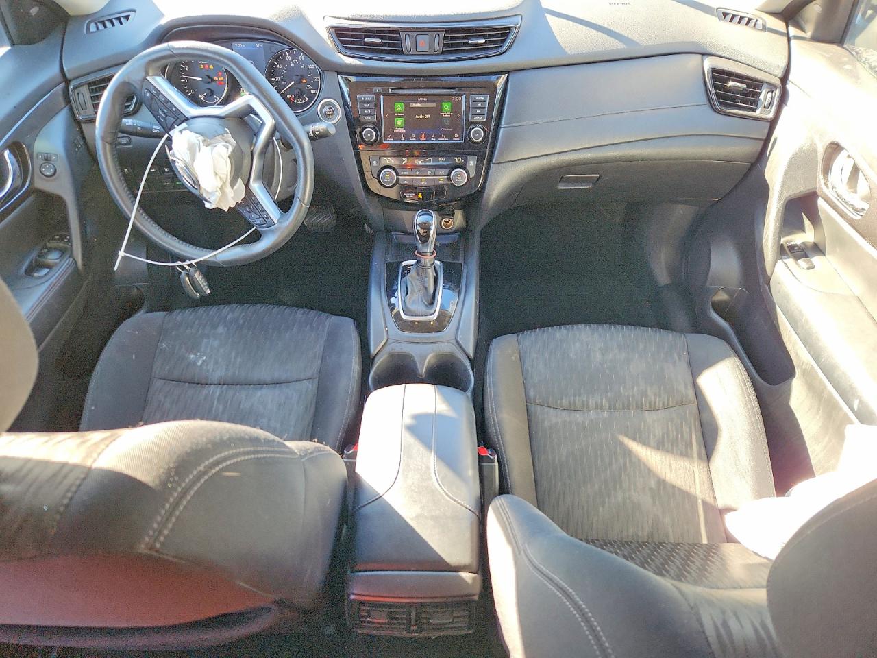 2018 NISSAN ROGUE SV photo 15