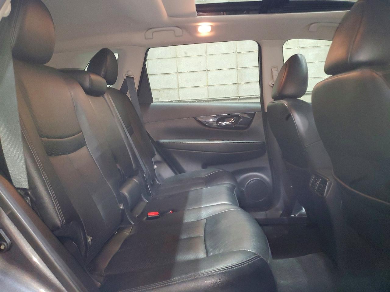 2019 NISSAN ROGUE S photo 31