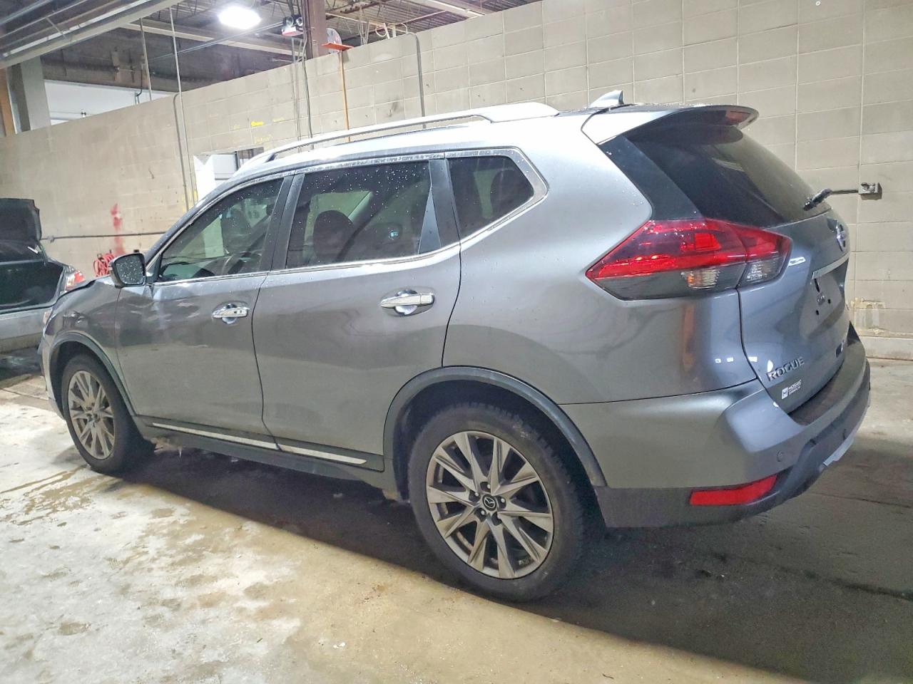 2019 NISSAN ROGUE S photo 4
