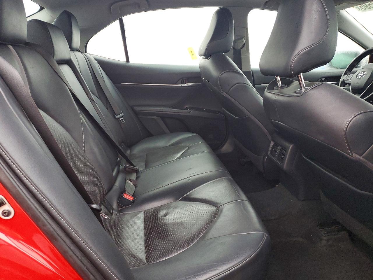 2020 TOYOTA CAMRY XSE photo 10
