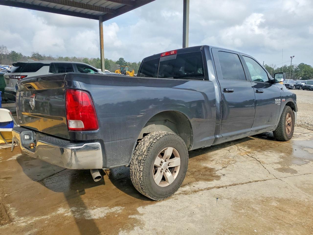 2019 RAM 1500 photo 3