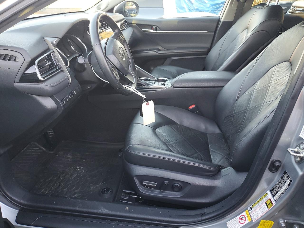 2019 TOYOTA CAMRY HYBRID photo 7