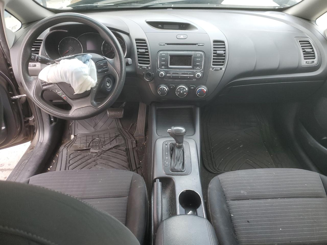 2015 KIA FORTE LX photo 8