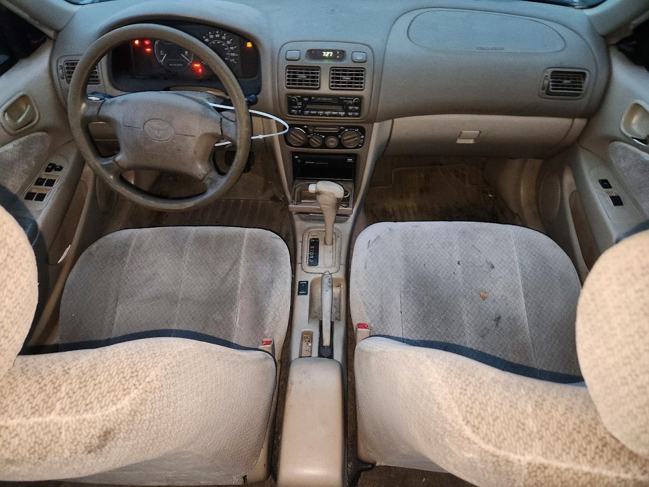 2000 TOYOTA COROLLA VE photo 8