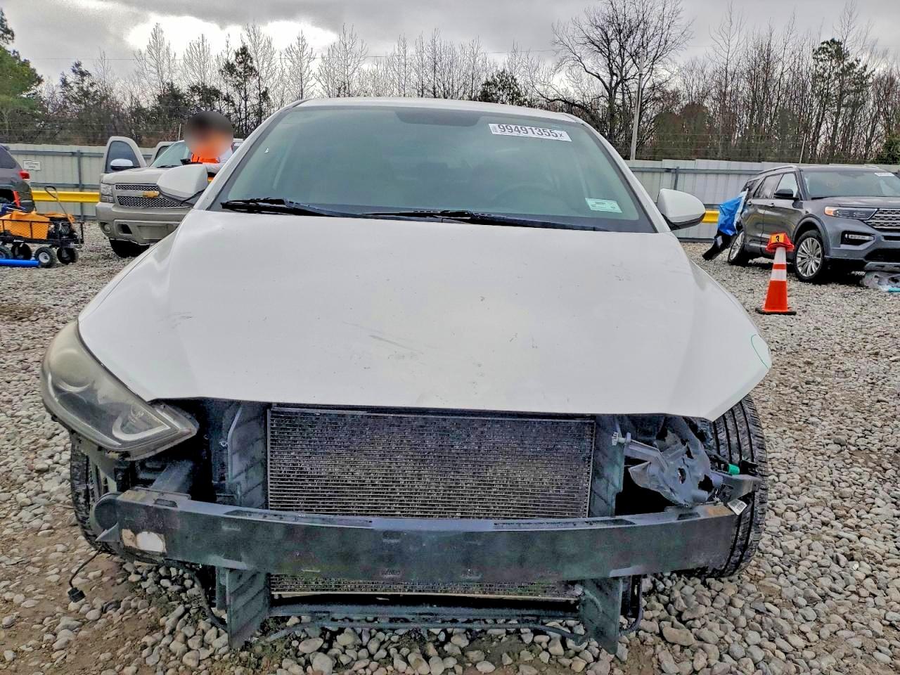 2017 HYUNDAI ELANTRA SE photo 5