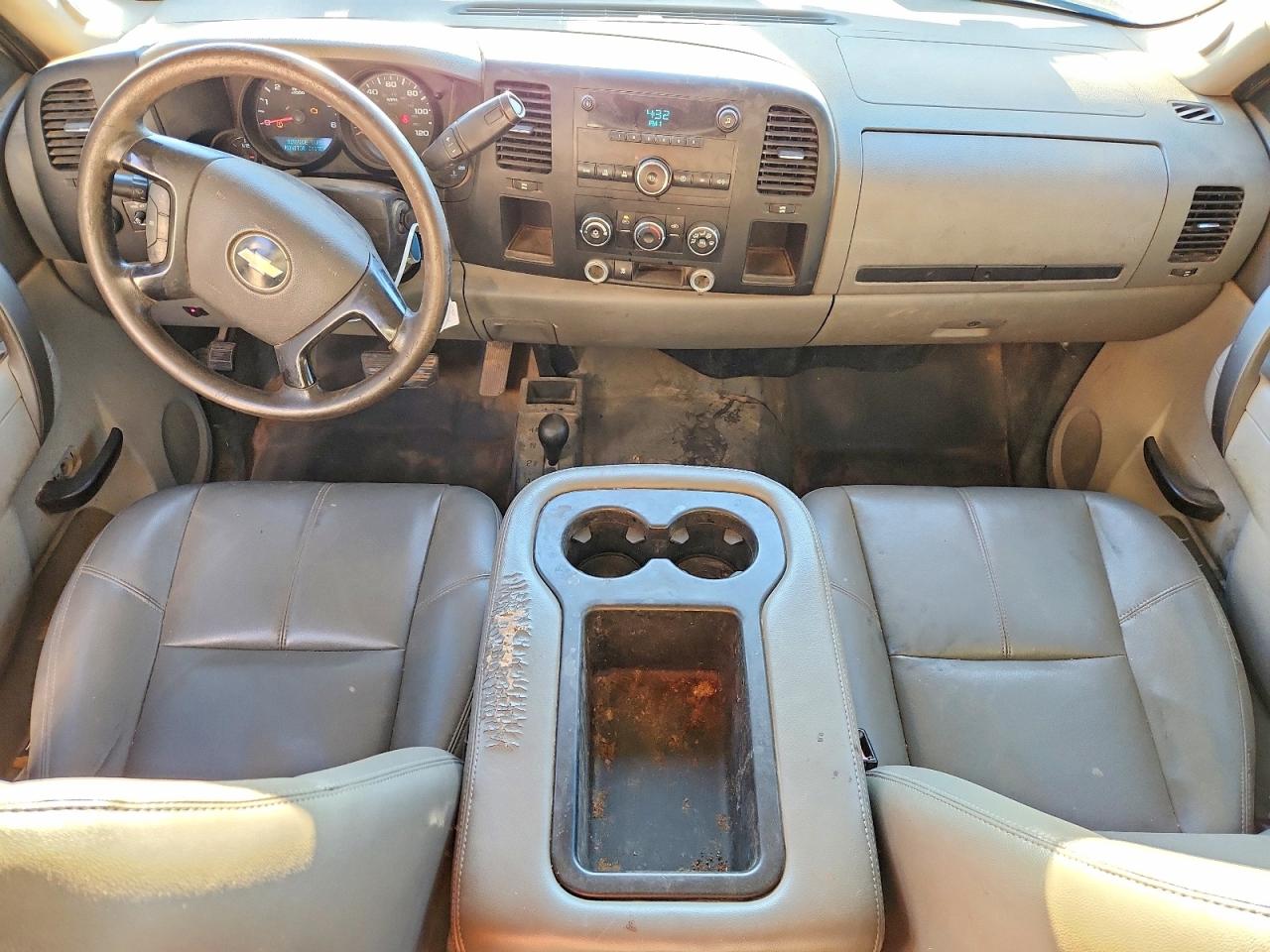 2010 CHEVROLET SILVERADO K1500 photo 15