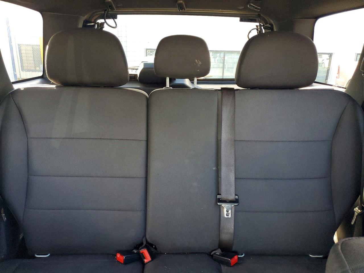 2010 FORD ESCAPE XLT photo 10