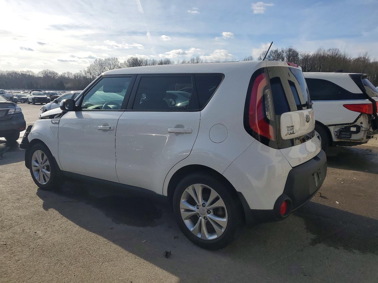 2015 KIA SOUL + photo 2