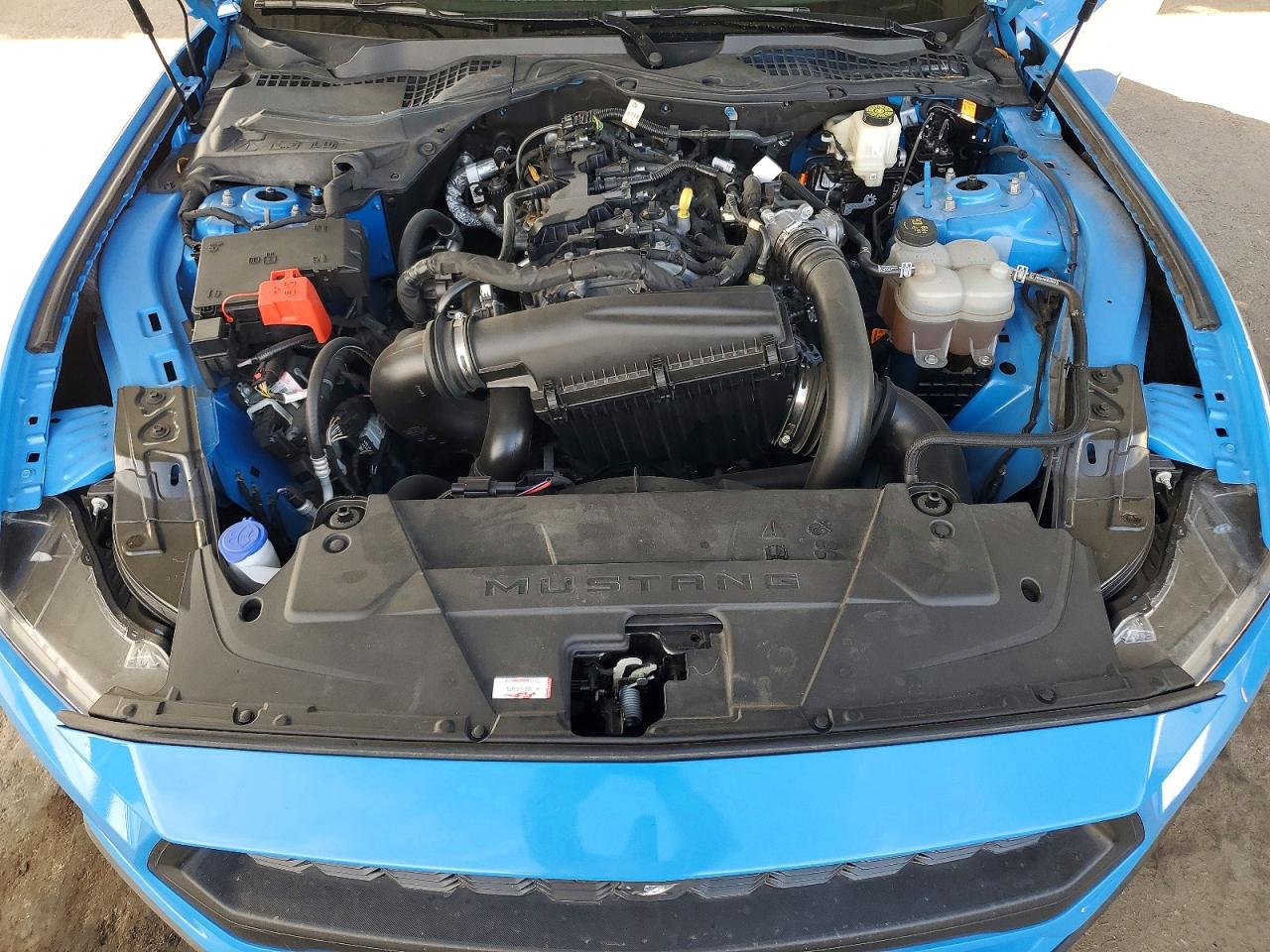 2024 FORD MUSTANG photo 31