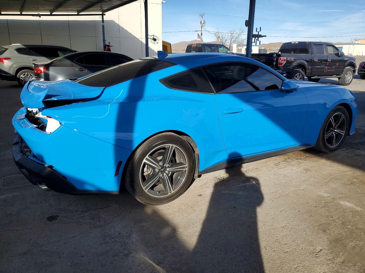 2024 FORD MUSTANG photo 7