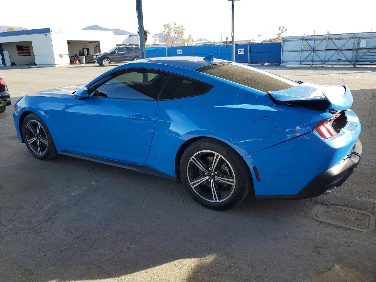 2024 FORD MUSTANG photo 4