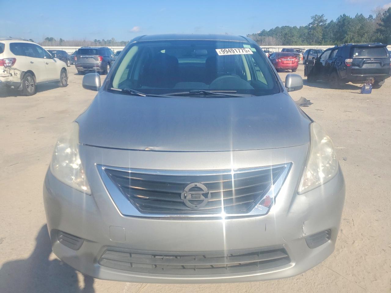 2014 NISSAN VERSA S photo 5