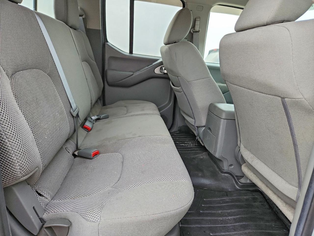2019 NISSAN FRONTIER S photo 10